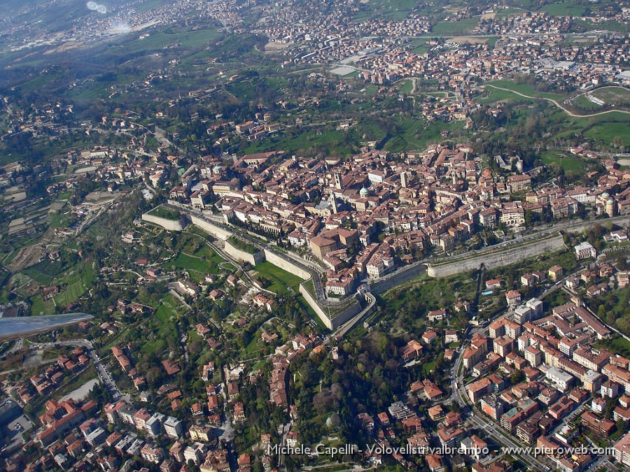 01%20Bergamo%20Alta%20tar%20le%20mura%20venete.jpg