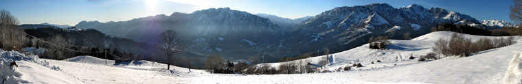 Dalla strada per Cascina Vecchia di Dossena San Giovanni Bianco ed i suoi monti - foto Piero Gritti 8 dic. 08