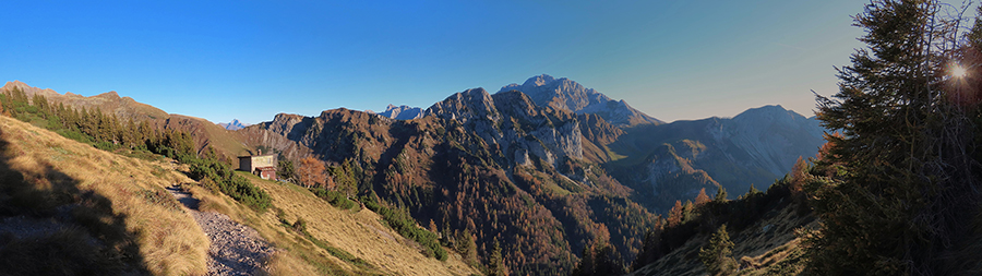 Vista panoramica dal Roccolo del Tino (1870 m)