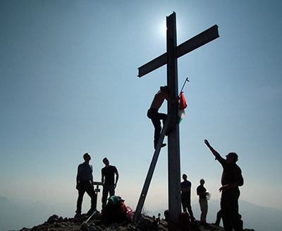 Giro ad anello sul Monte Barro (922 m.) da Galbiate (LC) il 14 marzo 2012  - FOTOGALLERY