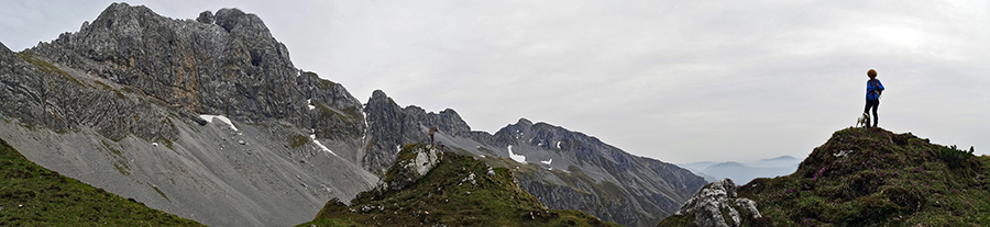 Sul Colle degli Agnelli (2000 m circa) il Crocifisso del Signore dei ghiaioni