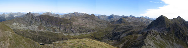 Dal Farno panoramica a nord - foto Andrea Gervasoni agosto 07