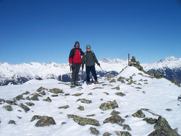 Bella e tranquilla ciaspolata al M. Motto della Scala tra Valcamonica e Valtellina il 13 marzo 2010 - FOTOGALLERY