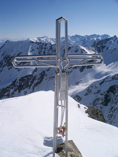 Salita da Carona in Valsambuzza al Passo di Publino e ascensione al Pizzo Zerna 2572 m il 3 maggio 2009 - FOTOGALLERY