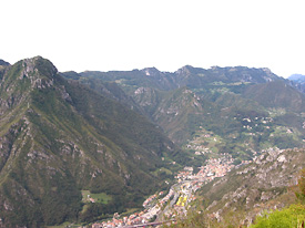 Dal sentiero per il Pizzo di Spino vista su San Pellegrino Terme